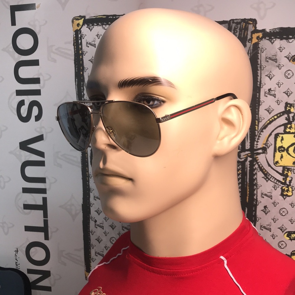 ✨ Brand New Gucci GG0137S 002 Aviator Sunglasses – Gold Frame with Grey Lenses ✨